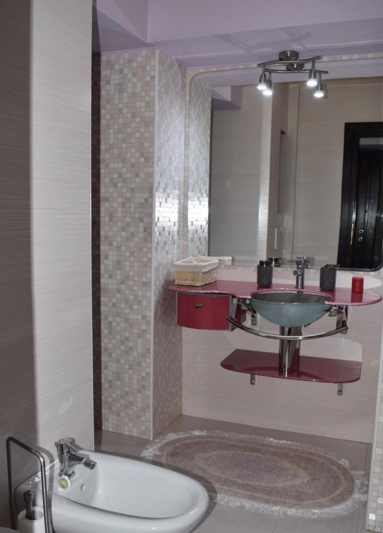 Central Apartment 4 Rooms 布拉索夫 外观 照片